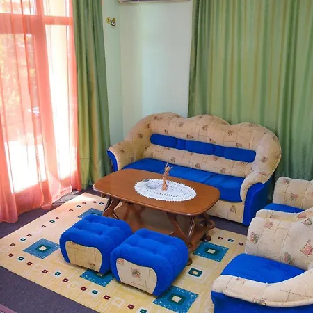 Comfortable בית אירוח